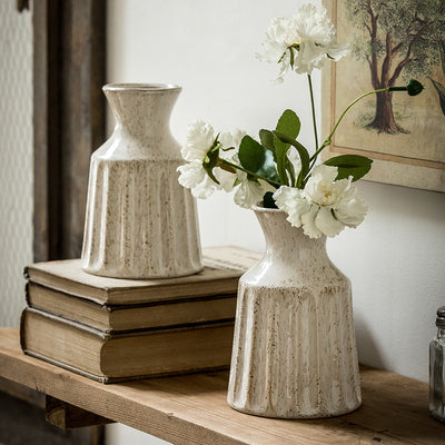 Vase Vintage en Céramique Gaufrée – 17 cm – Style Cottage