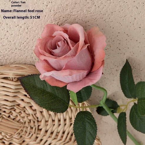 Lot de 12 Roses Artificielles en Velours – Élégance Florale Style Cottage Chic
