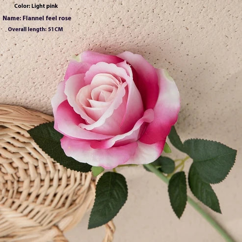 Lot de 12 Roses Artificielles en Velours – Élégance Florale Style Cottage Chic