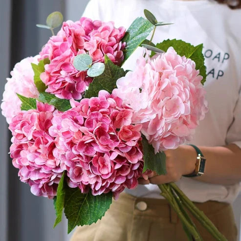 Lot de 5 Fleurs d’Hortensia Artificielles – Décoration Style Cottage